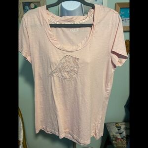 Bass light pink tee​